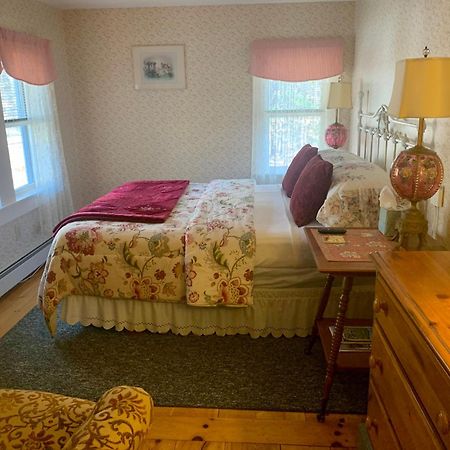 Buttonwood Inn On Mount Surprise Норд Конуей Стая снимка