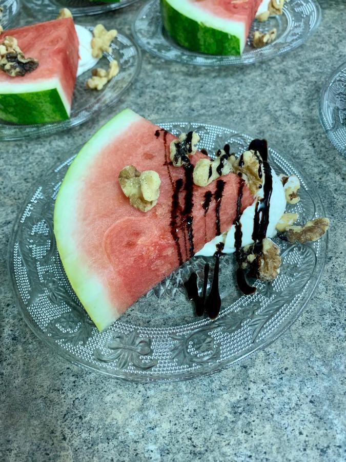 Buttonwood Inn On Mount Surprise Норд Конуей Екстериор снимка
